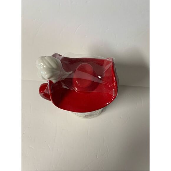Rae Dunn Disney Captain Hook Mug with lid - Picture 5 of 6